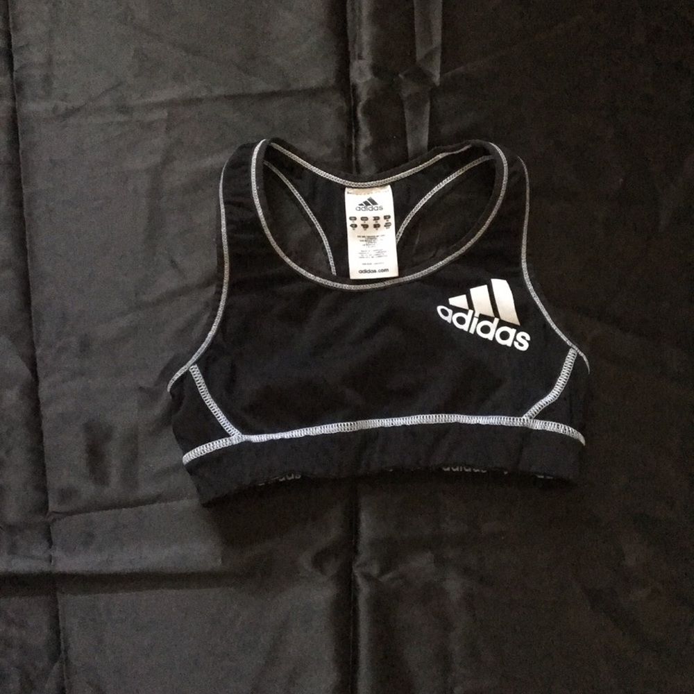 Sports bra